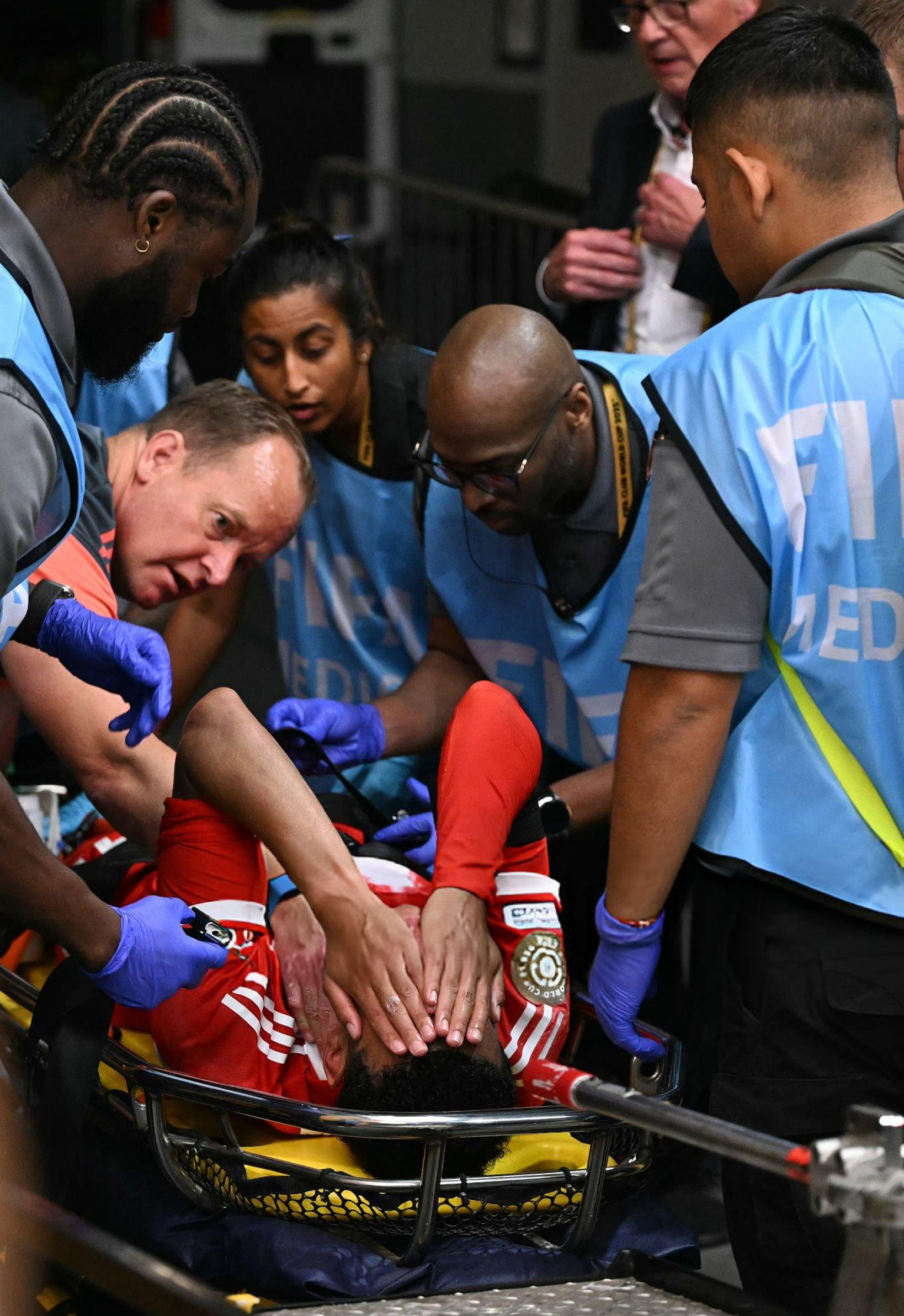 Yabo app-毕尔巴鄂竞技训练开放日，集结日扳平良机引欢呼，CBA季后赛在即，更衣室氛围转暖-Yabo app